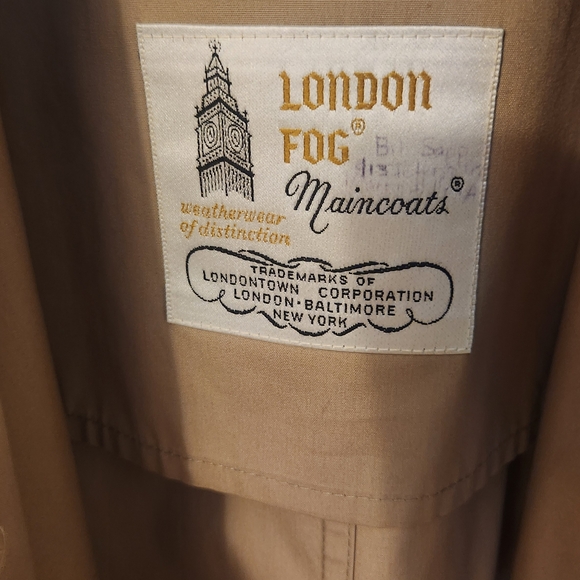 London Fog Classic Tan Water-Resistant Trench Coat-Vintage - Picture 2 of 11
